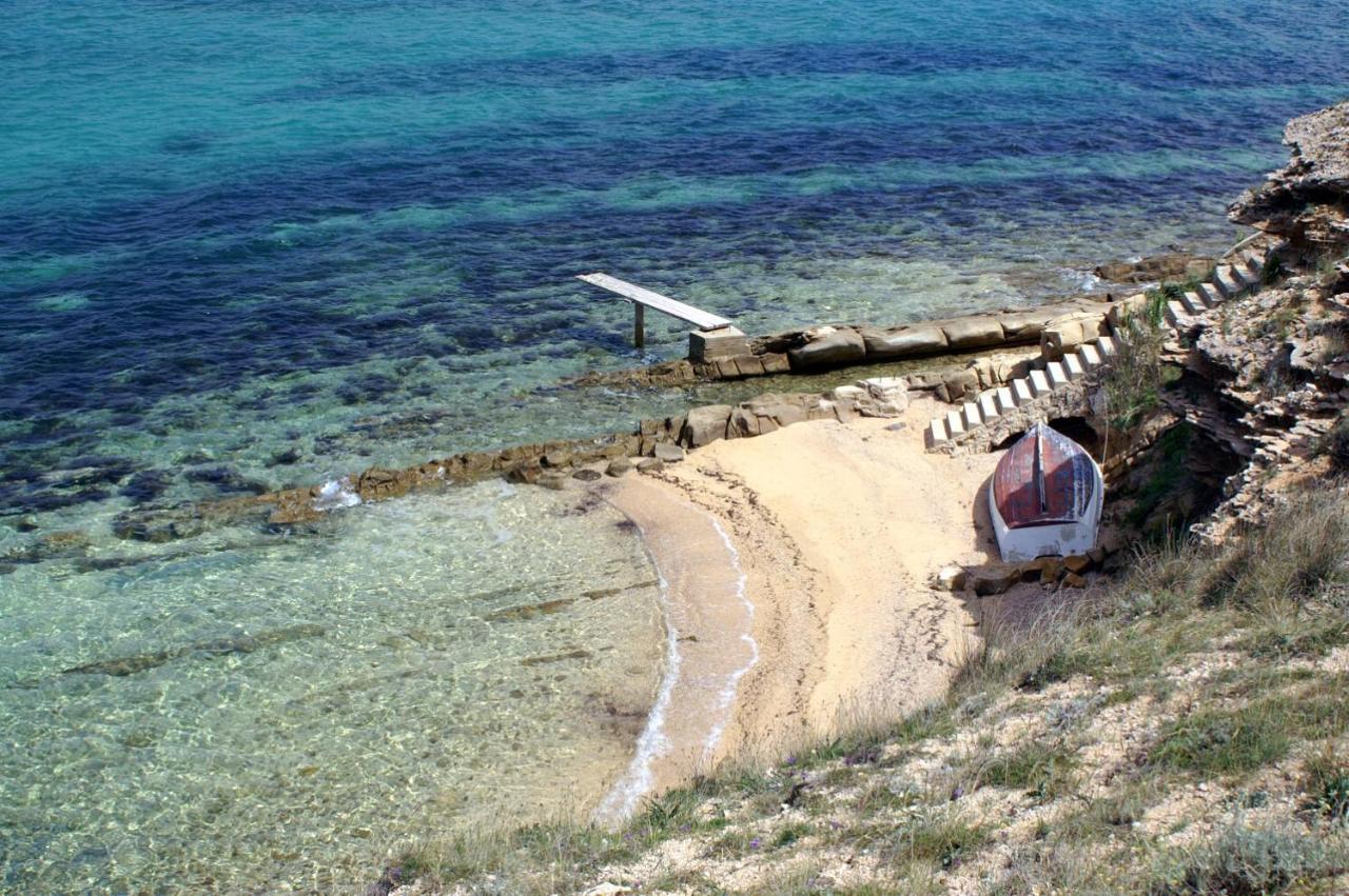 Apartments By The Sea Pag - 11778 Pag Town Exterior foto